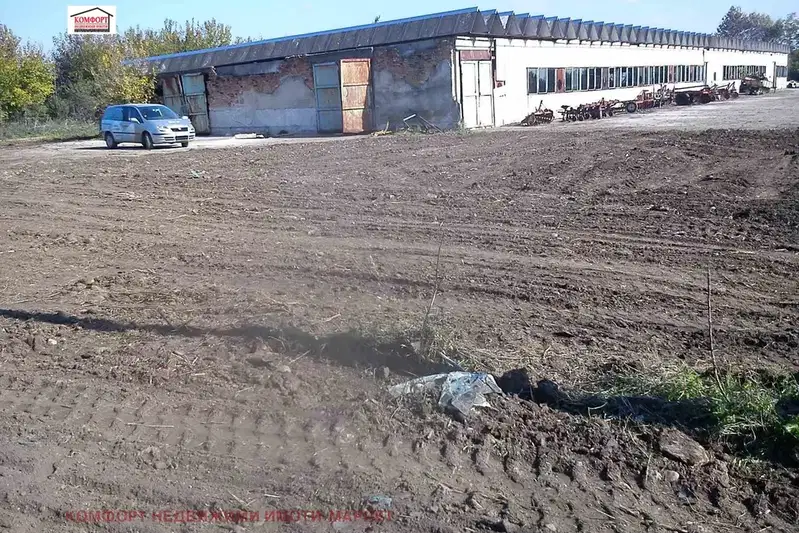 Промишлена сграда в Плевен, с. Горни Дъбник