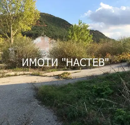 Снимка 4 — Промишлена сграда в Шумен, Велики Преслав
