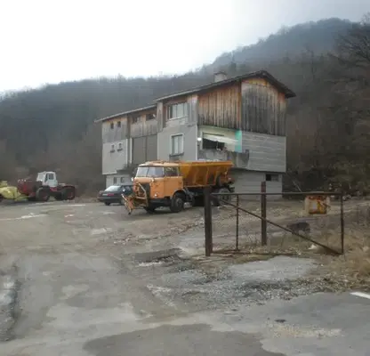 Photo 2 — Industrial Building in Oblast Shumen, Rish