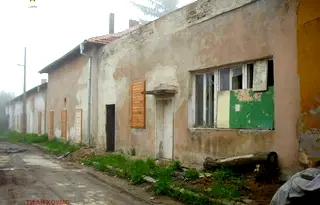 Промишлена сграда в София, с. Вакарел