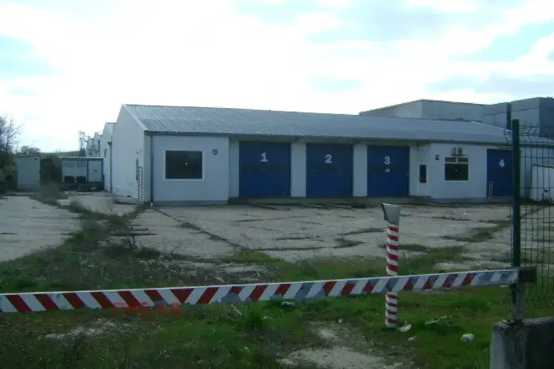 Industrial Building in Oblast Veliko Tyrnovo, Gorna Oryahovica