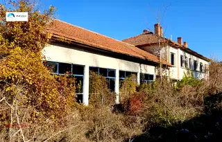 Промишлена сграда във Велико Търново, Лясковец