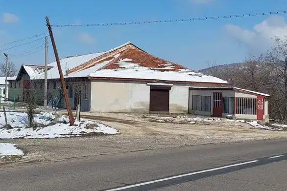 Warehouse in Oblast Kyrdjali, Pchelarovo