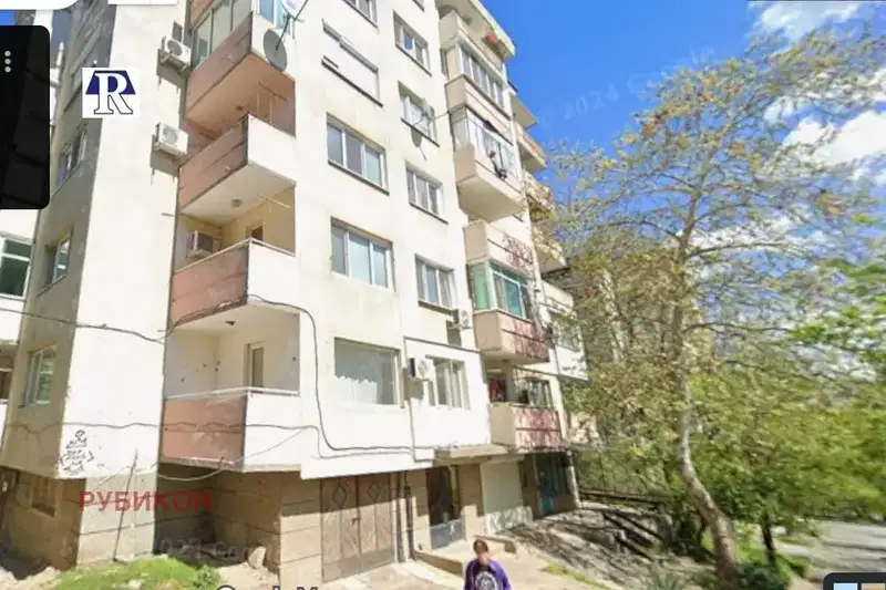 3-bedroom apartment in Pleven, 9-Ti Kvartal