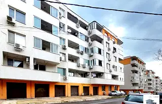 Тристаен апартамент във Велико Търново, Акация