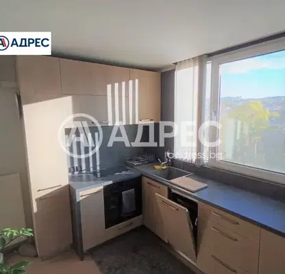 Снимка 4 — Тристаен апартамент в Раз, Бели Лом