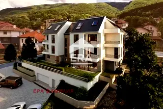 Тристаен апартамент в София, Бояна