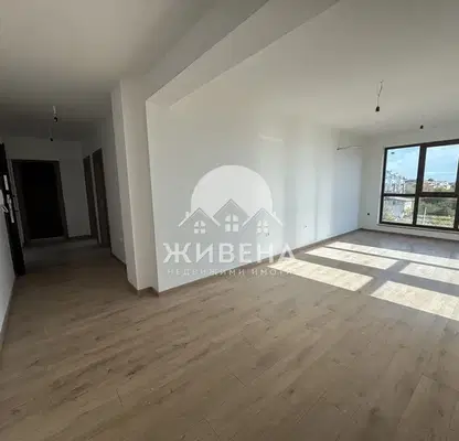 Photo 2 — 3-bedroom apartment in Varna, Briz
