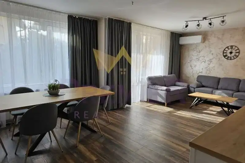 3-bedroom apartment in Varna, Briz