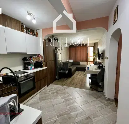 Photo 2 — 3-bedroom apartment in Varna, Briz