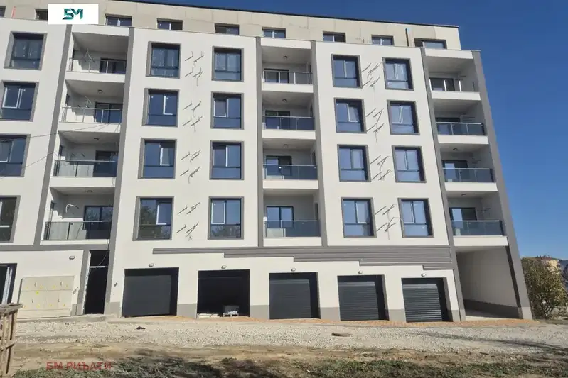 3-bedroom apartment in Veliko Tyrnovo, Buzludja
