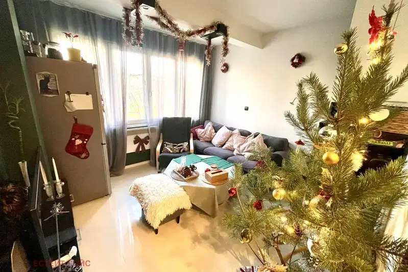 3-bedroom apartment in Sofiya, Bykston
