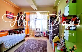 Тристаен апартамент във Варна, Централна поща