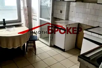 Тристаен апартамент в Сливен, Център