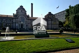 Тристаен апартамент в София, Център