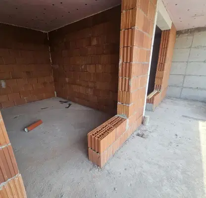 Photo 4 — 3-bedroom apartment in Kyrdjali, Centyr