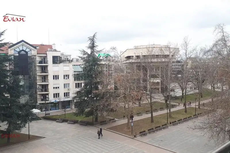 Тристаен апартамент в Русе, Център