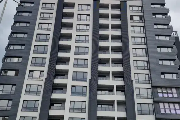 3-bedroom apartment in Ruse, Centyr