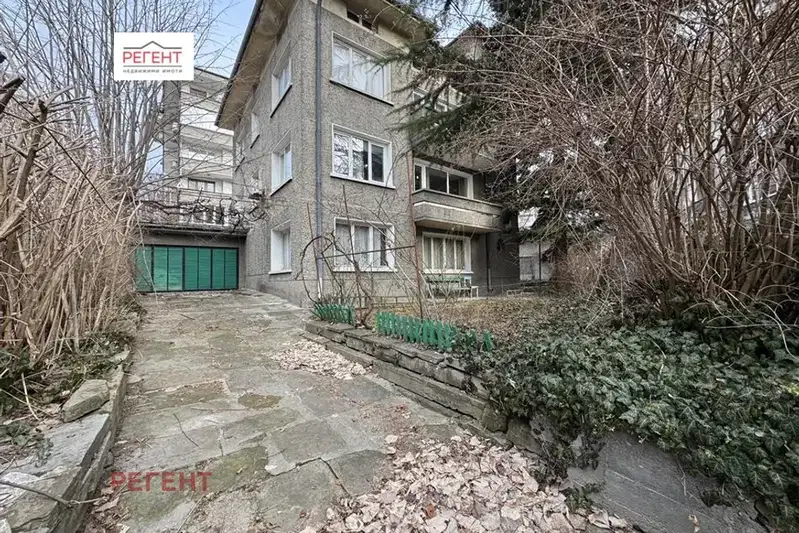 Тристаен апартамент в Габрово, Център