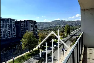 Тристаен апартамент в Кърджали, Център
