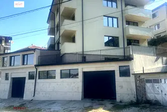 Тристаен апартамент в Габрово, Център