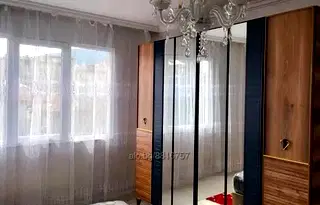 Тристаен апартамент в Шумен, Център