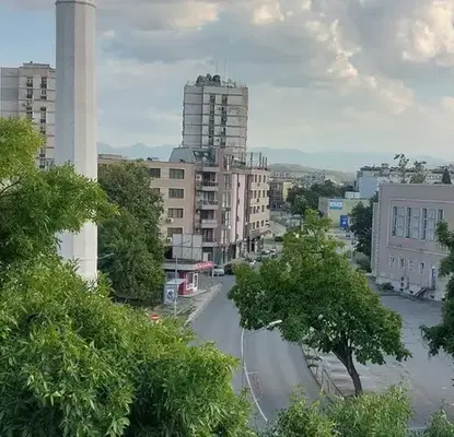 Снимка 2 — Тристаен апартамент в Пазарджик, Център