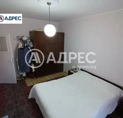 Снимка 4 — Тристаен апартамент в Раз, Център