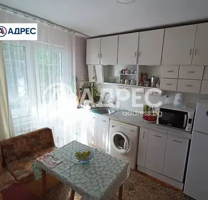 Снимка 5 — Тристаен апартамент в Раз, Център