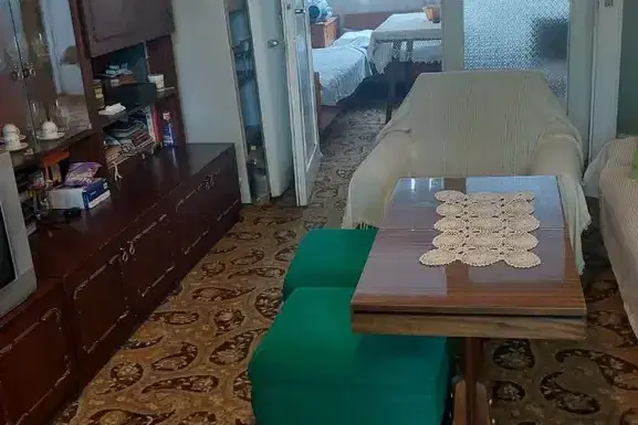Тристаен апартамент в Кърджали, Център