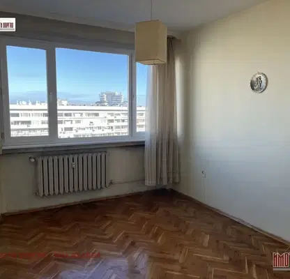 Снимка 5 — Тристаен апартамент в Бургас, Център