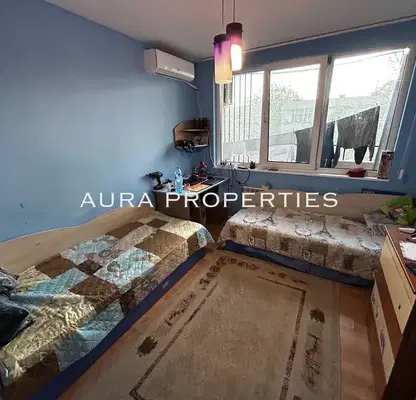 Photo 5 — Three-room apartment in the centre of Razgrad with terrace