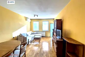 Тристаен апартамент в Русе, Център