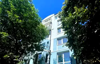 Тристаен апартамент във Варна, Център