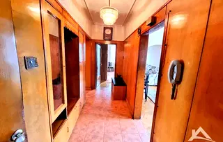 Тристаен апартамент в Перник, Център