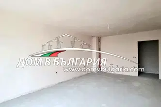 Тристаен апартамент във Варна, Цветен квартал