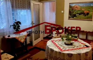 Тристаен апартамент в Сливен, Даме Груев
