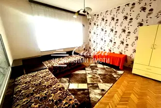 Тристаен апартамент в Шумен, Добруджански