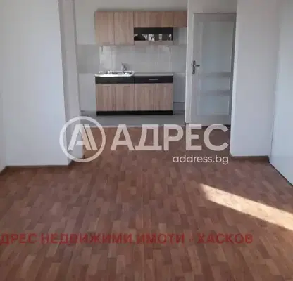 Снимка 3 — Тристаен апартамент в Хасково, Дружба 1