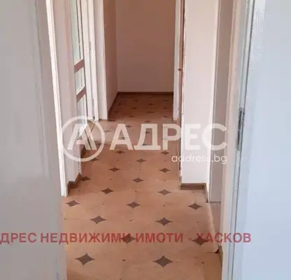 Снимка 5 — Тристаен апартамент в Хасково, Дружба 1
