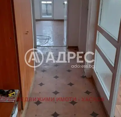 Снимка 5 — 3-стаен апартамент в Дружба 1, Хасково с две тераси
