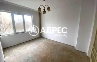 Тристаен апартамент в Хасково, Дружба 1