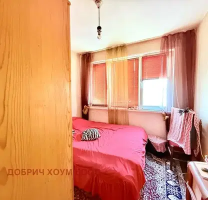 Снимка 4 — Тристаен апартамент в Добрич, Дунавите