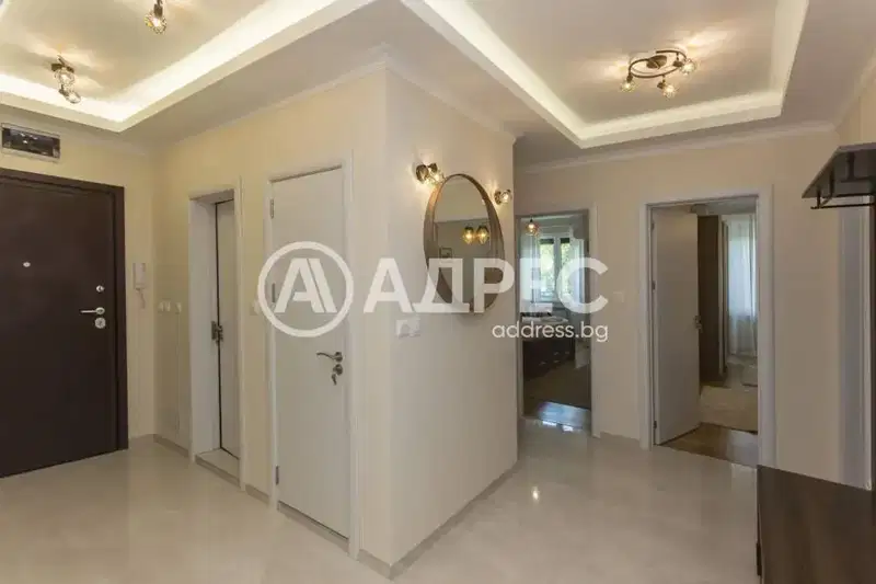 3-bedroom apartment in Sofiya, Dyrvenica
