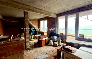 Тристаен апартамент в Благоев, Еленово 2