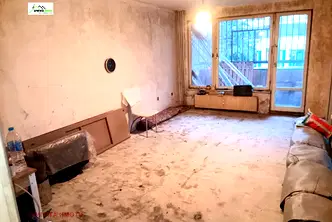 Тристаен апартамент в София, Гео Милев