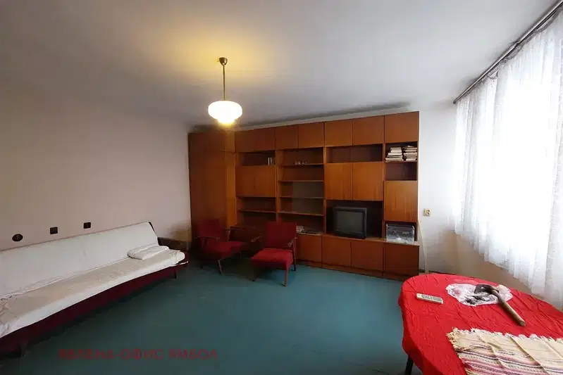 3-bedroom apartment in Yambol, Graf Ignatiev