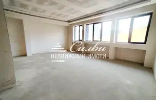 Тристаен апартамент в Шумен, Гривица