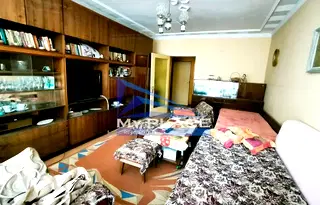 Тристаен апартамент в Шумен, Херсон
