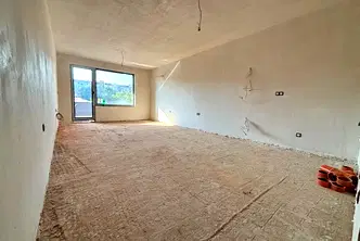 Тристаен апартамент в Пловдив, Христо Смирненски